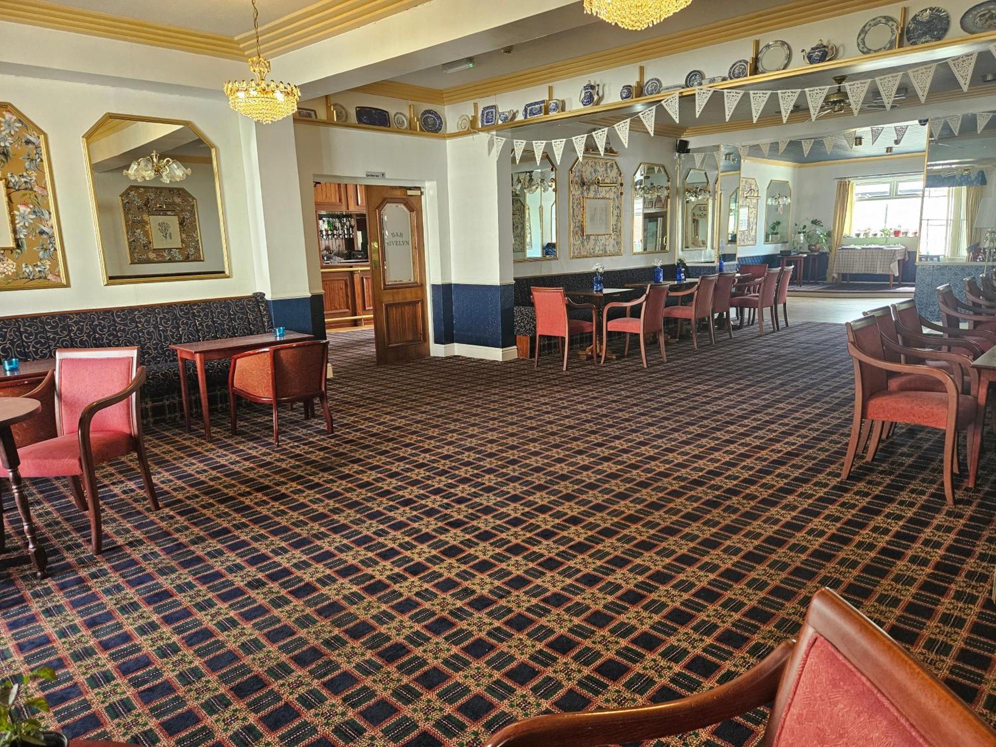 Rivelyn Hotel Bar & Restaurant Scarborough Exterior photo